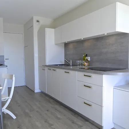 Le Village - Vj 107 By Interhome Saint-Raphael (Var)